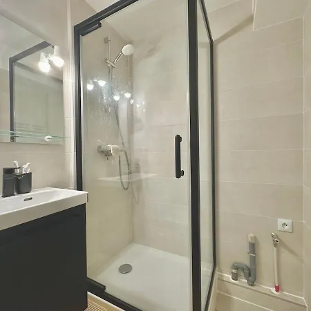Sea View Studio, Fully-equipped, Tv & Wifi וילר-סור-מר