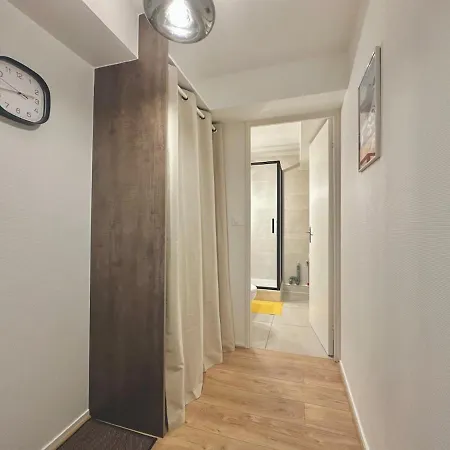 דירה Sea View Studio, Fully-equipped, Tv & Wifi